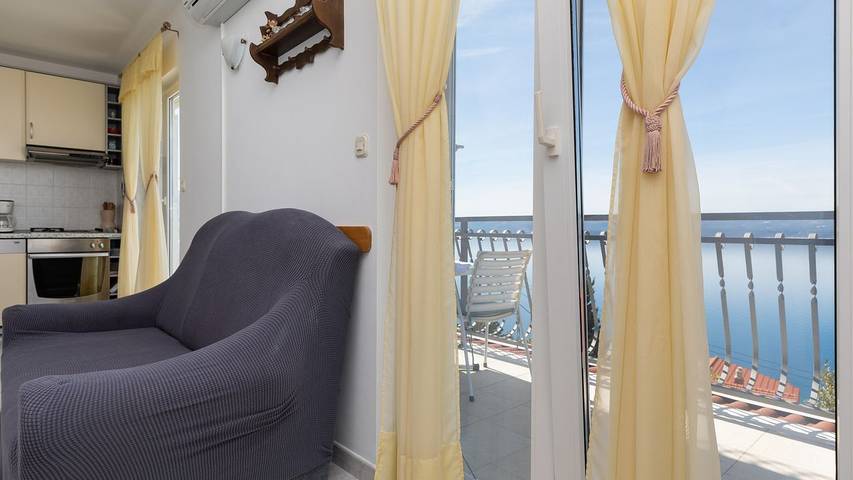 Ferienwohnung für 6 Personen, mit Ausblick in Mimice