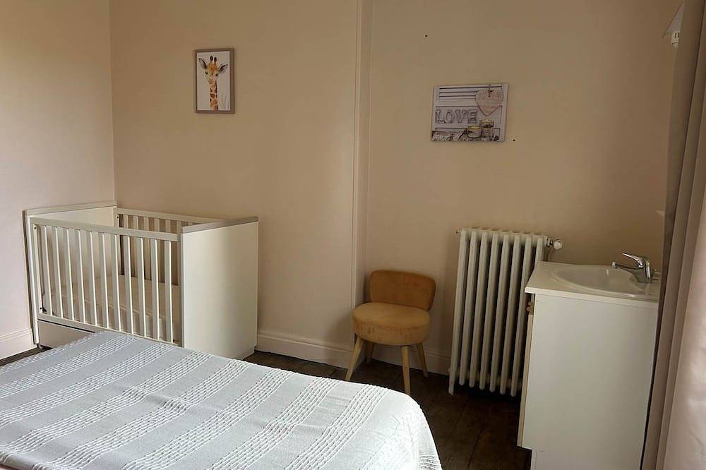 Apartamento entero, Los ángeles alados in Marcillac-la-Croisille, Región de Tulle