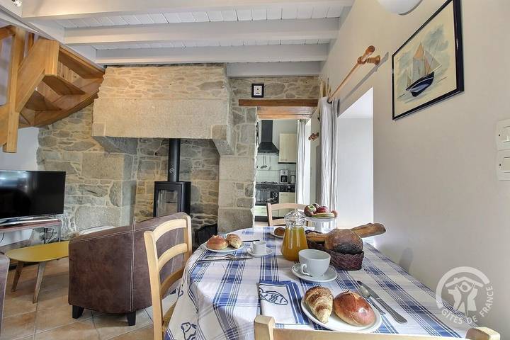 Gîte pour 2 personnes, avec Terrasse ainsi que Jardin et Vue à Pleumeur-Bodou - 2