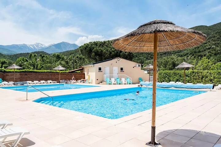 Mobil home pour 6 personnes, avec piscine à Arles-sur-Tech - 4