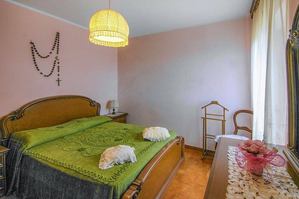 Schönes Haus in Azzano mit Wlan in Seravezza, Italienische Riviera