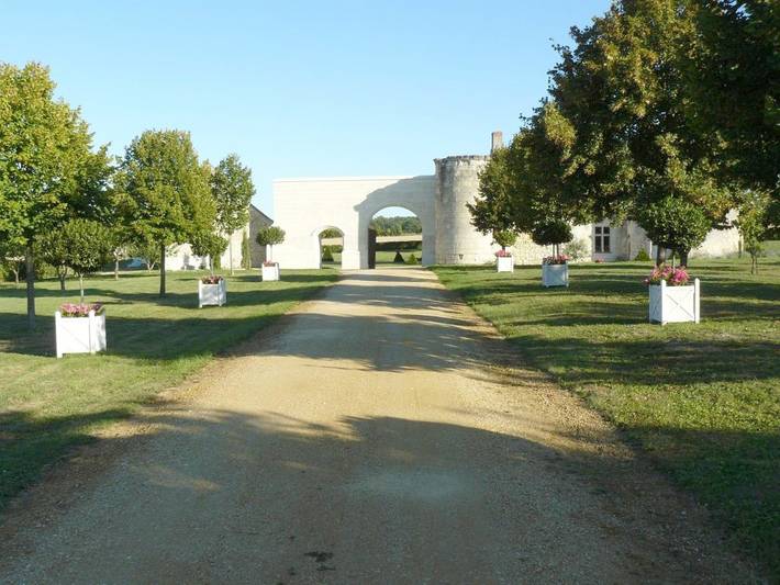 Location de vacances pour 4 personnes, avec Terrasse ainsi que Jardin et Vue dans Tuffalun
