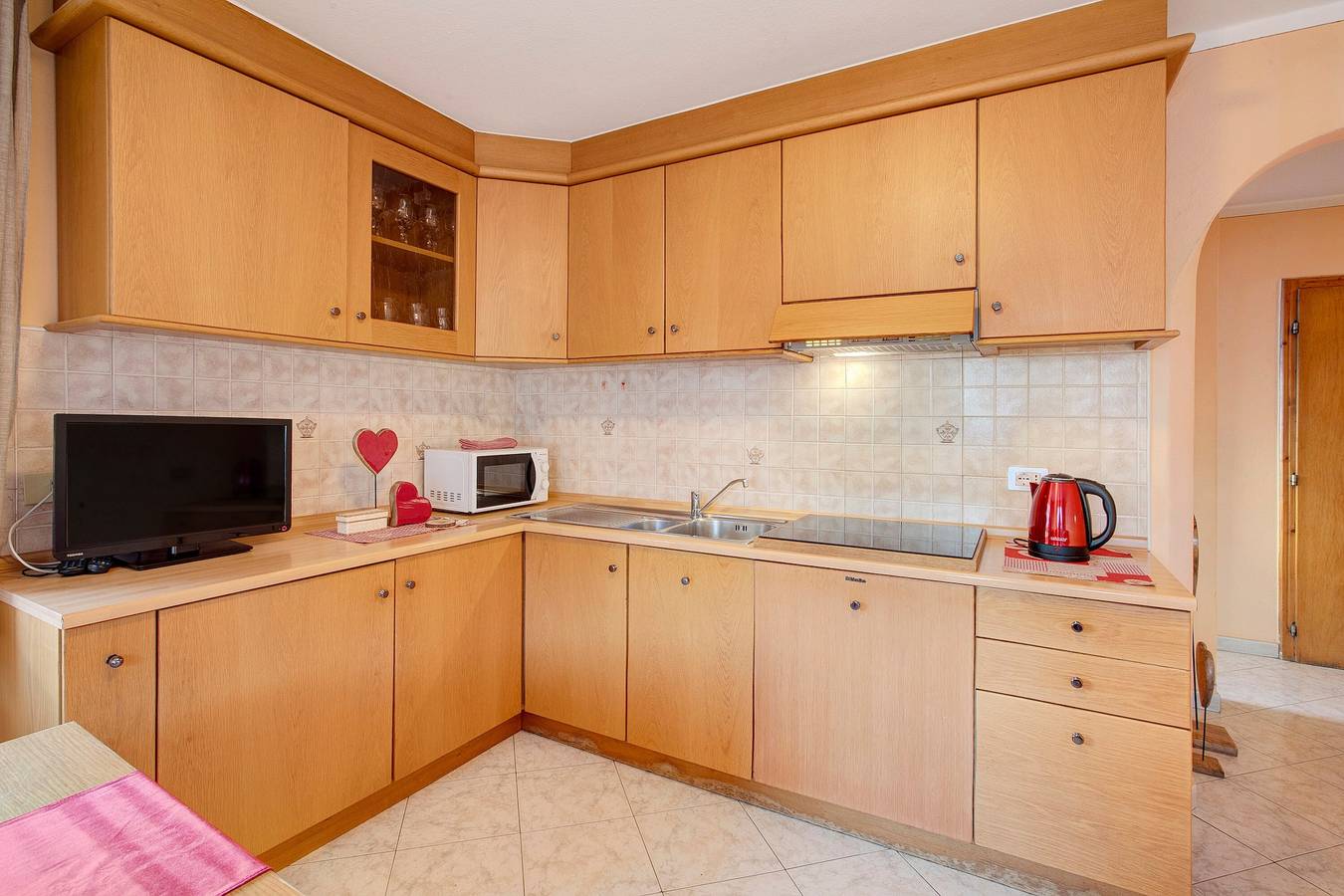Entire apartment, Apartment 'Lovin Winter' with Mountain View, Private Balcony and Wi-Fi in Livigno (Town), Livigno