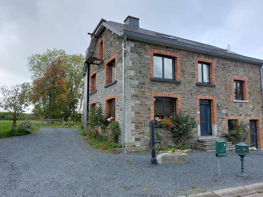 Le Reposoir Maison spacieuse avec feu au bois in Bertogne, Région de Bastogne