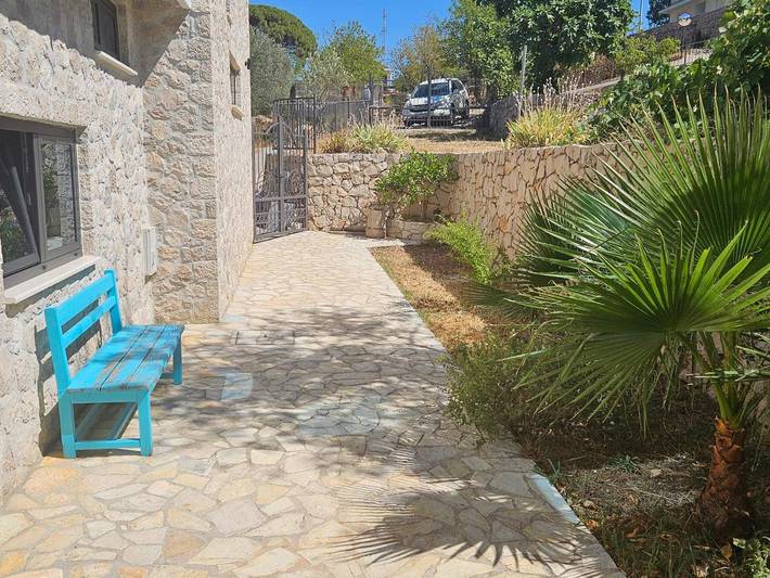 Villa für 5 Personen, mit Balkon und Terrasse sowie Garten und Pool in Montenegro - 2
