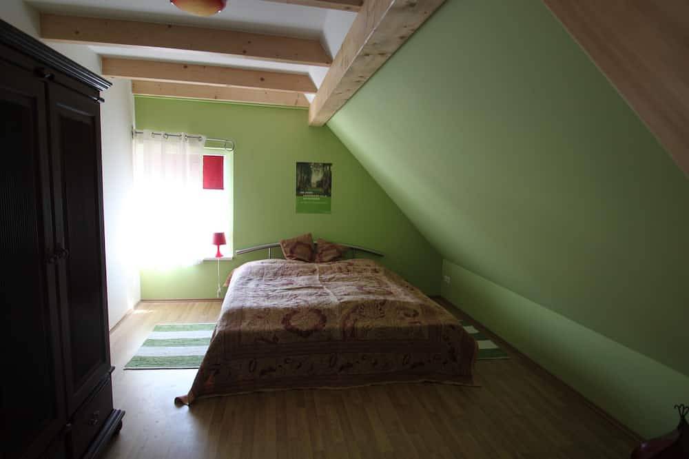 Barrierefreies Ferienhaus für acht Pers. im Fläming, Haustiere,Pferde willkommen in Planebruch, Mittelmark