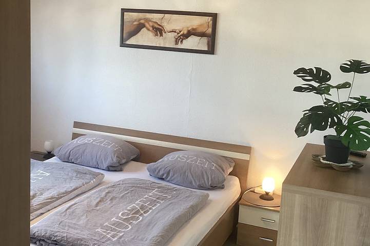 Chalet für 6 Personen, mit Sauna und Whirlpool sowie Garten und Pool in Südbrookmerland - 4
