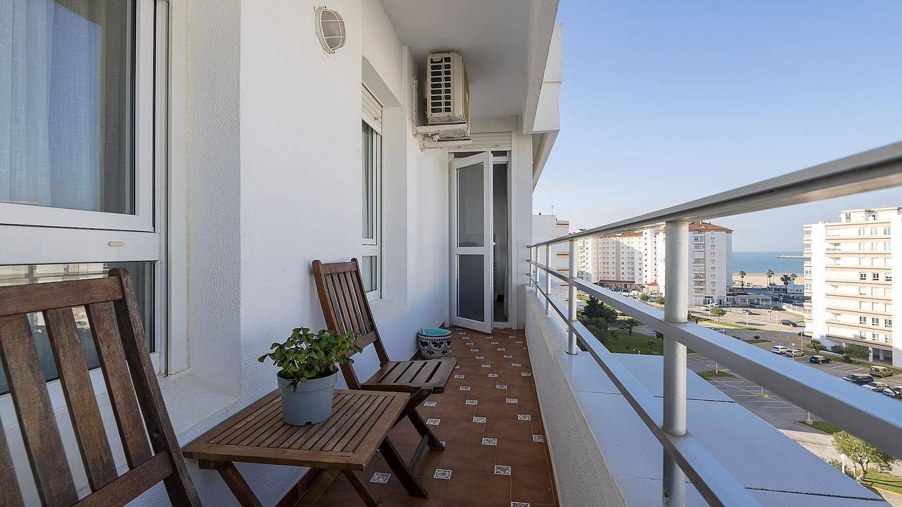Apartamento vacacional entero, Apartamento de vacaciones para 7 personas con piscina in Valdelagrana, El Puerto de Santa María