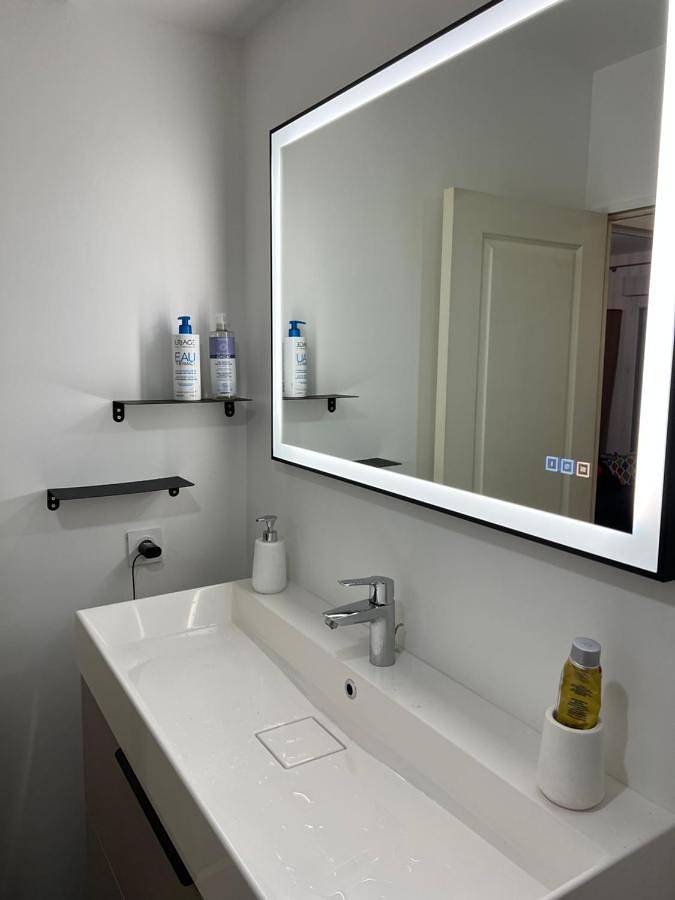 Appartement entier, One-Bedroom Apartment in Longjumeau, Essonne