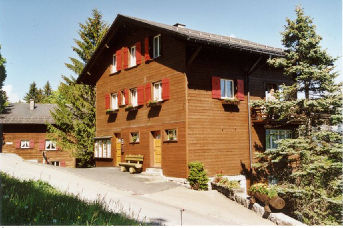 Ganze Ferienwohnung, Fotohaus Barbier Nr. 9 - 3-Zimmer Ferienwohnung in Glarus Süd, Kanton Glarus