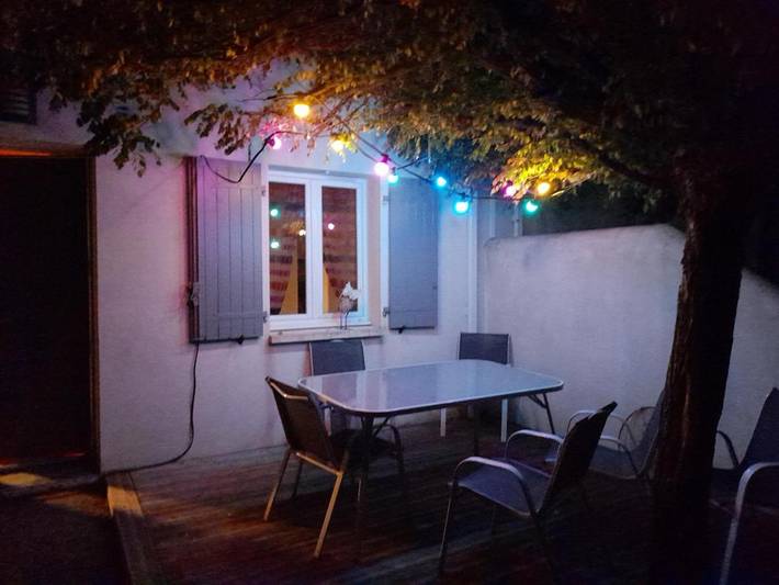 Location de vacances pour 6 personnes, avec jacuzzi ainsi que piscine et jardin, animaux acceptés à Port-des-Barques - 4