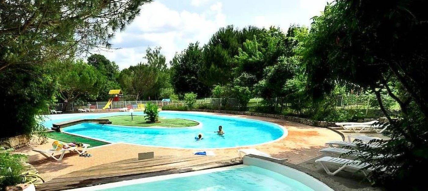 Camping 4 étoiles - Piscine  - eeciai in Saint-Sozy, Parc Naturel Régional des Causses du Quercy