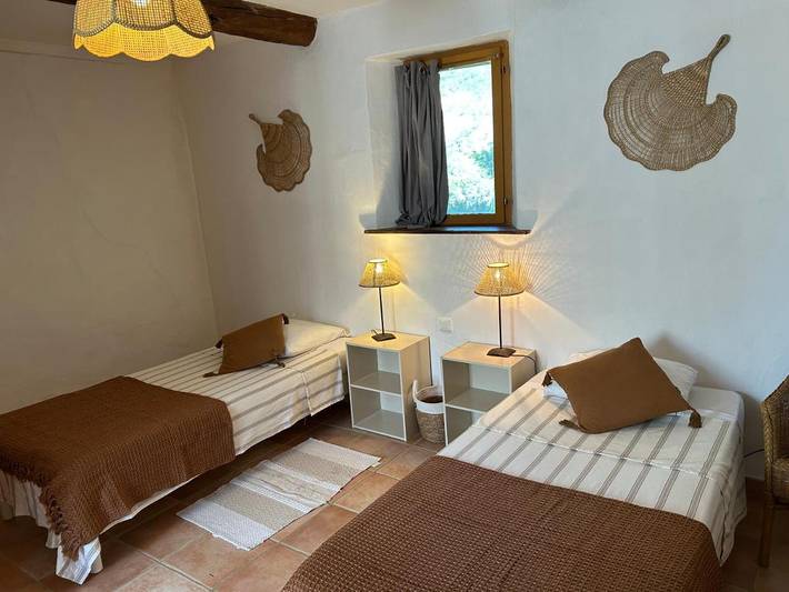 Chambre d’hôte pour 4 personnes, avec piscine ainsi que jardin et vue à Le Barroux - 4