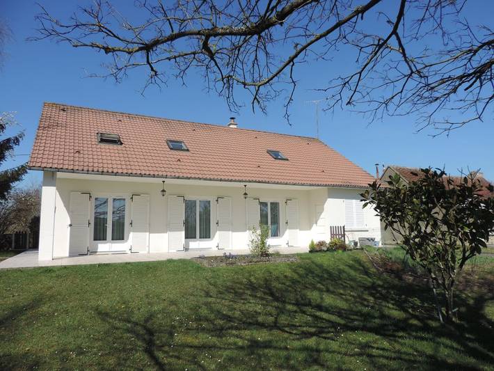 Gîte pour 11 personnes, avec jardin et terrasse, animaux acceptés dans Sologne - 2