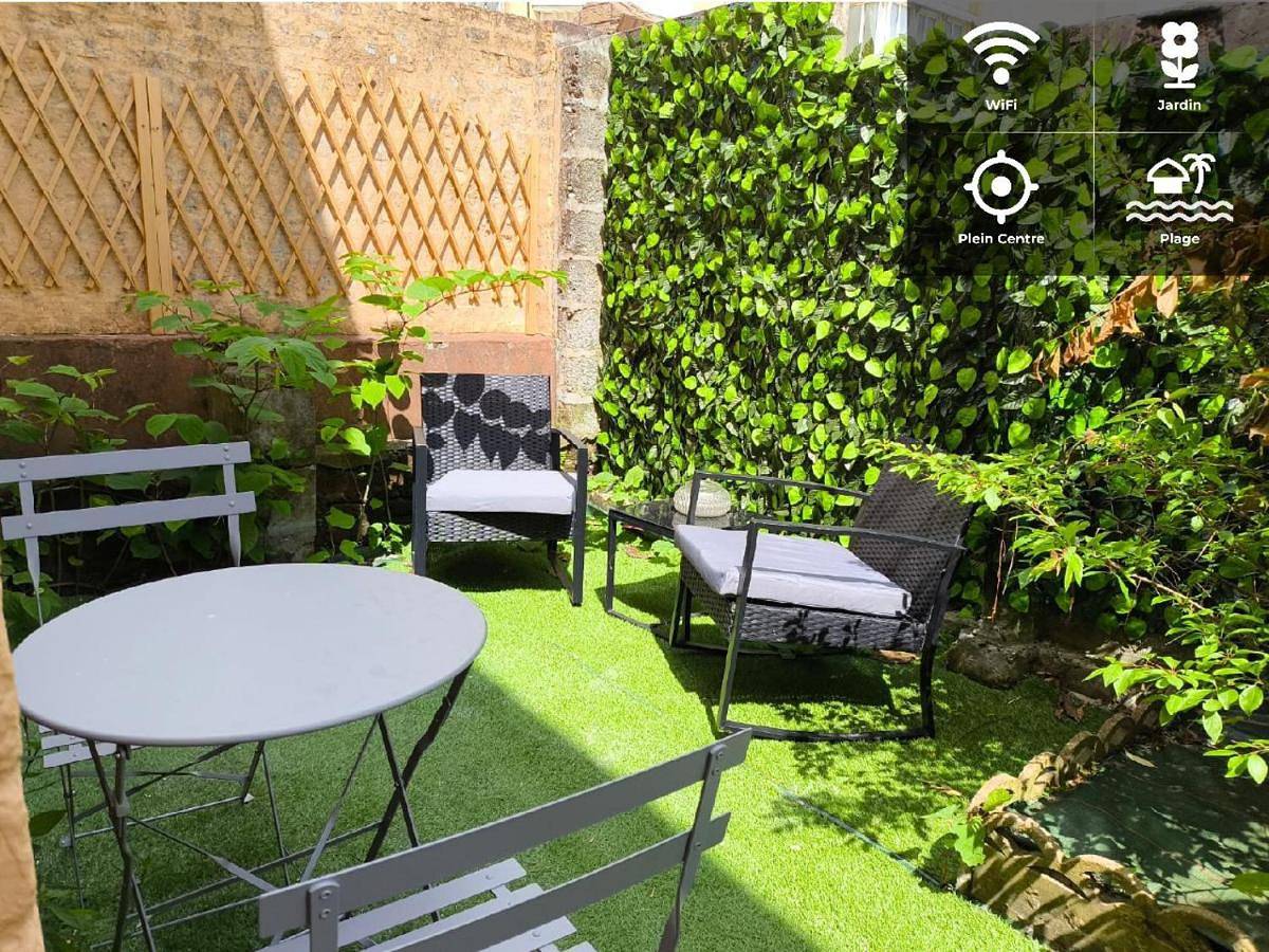 Appartement entier, ++++ Studio Avec Jardin A 200 M De La Mer Et 300 M Rue Pietonne ++++ in Berck Plage, Berck