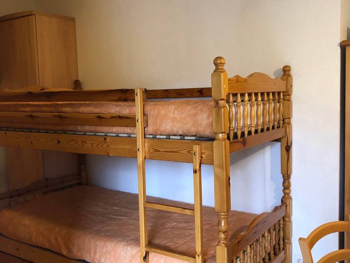 Ganze Wohnung, Mini T2 mit Balkon und Parkplatz an der Piste in Le Sauze, Enchastrayes