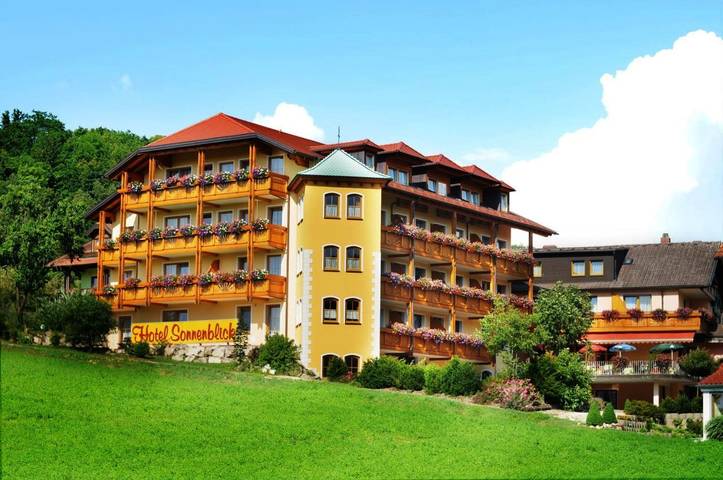 Hotel für 2 Personen, mit Whirlpool und Terrasse sowie Garten und Sauna in Bad Staffelstein