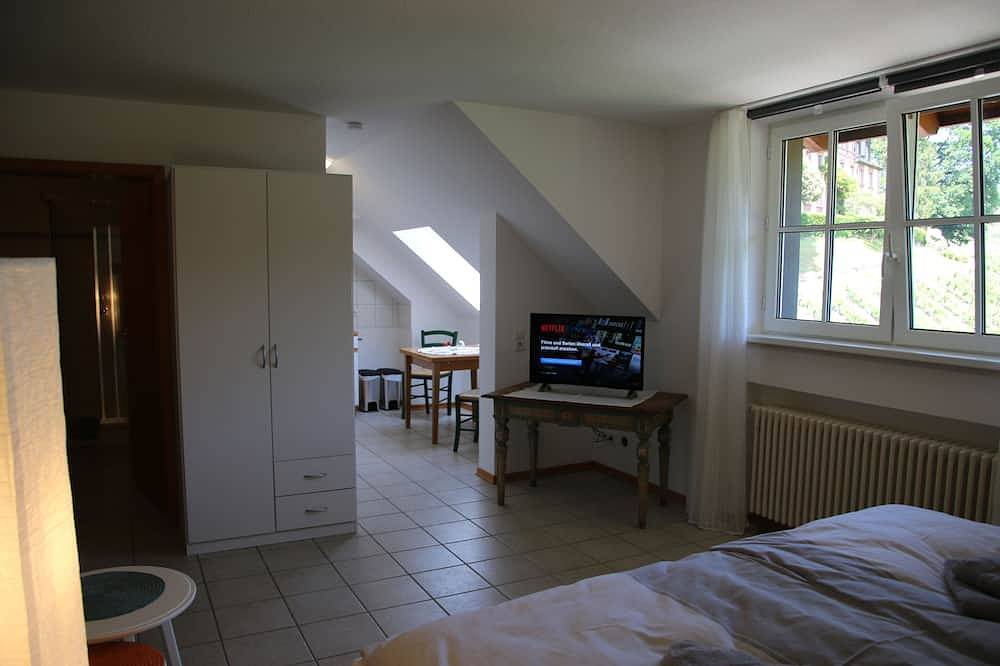 Ganze Wohnung, Übernachten im Weingut Neveu - Schlossblick in Durbach, Mittlerer Schwarzwald