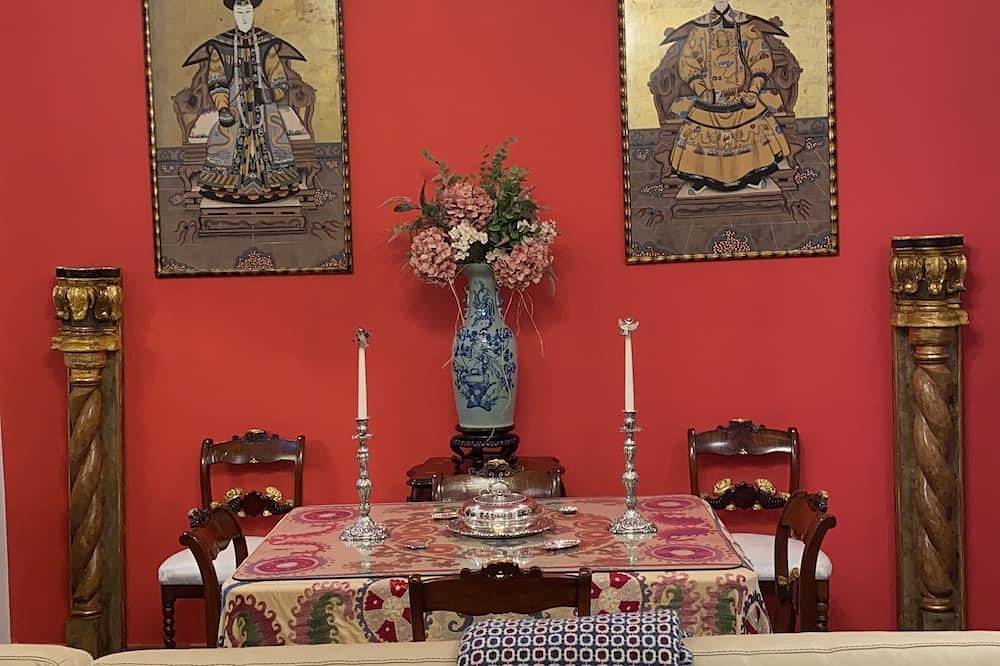 January Offer ! Manor House In Sevilla Center. Internet Wifi, A/C in Casco Antiguo, Sevilla