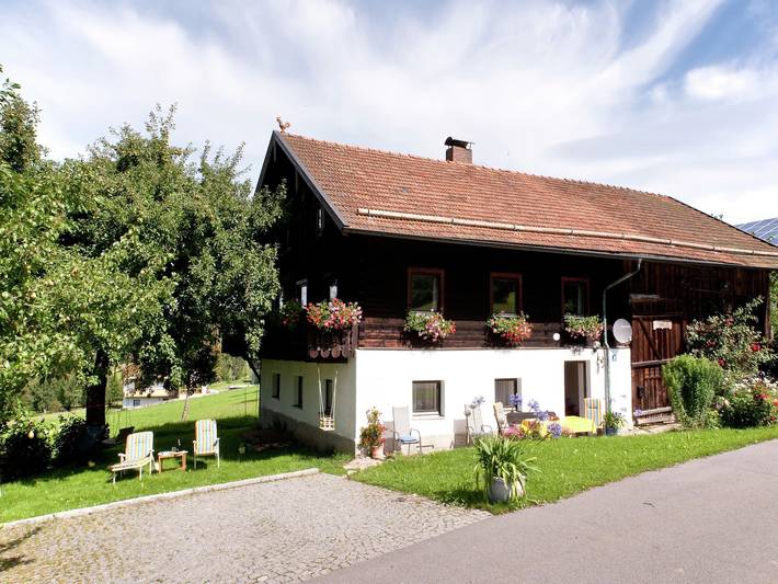 Ferienhaus für 8 Personen mit Balkon in Viechtach, Ostbayern