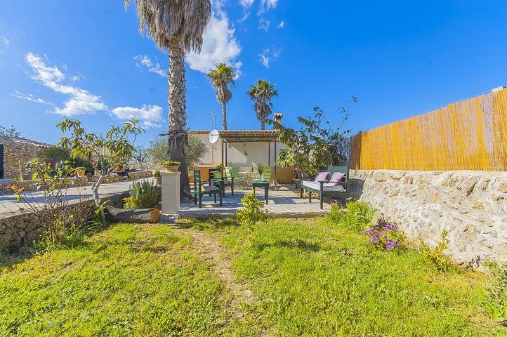 Casa rural para 4 personas, con piscina además de terraza y jardín en Santa Margalida - 3