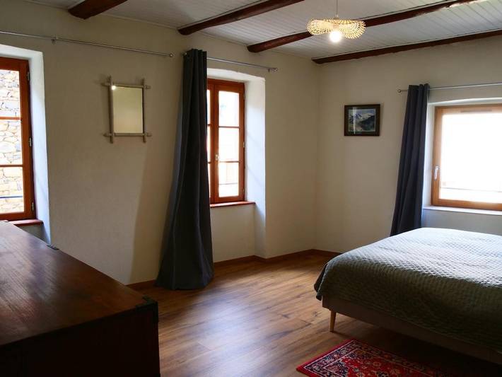 Location de vacances pour 10 personnes, avec jardin et vue à Blassac - 3
