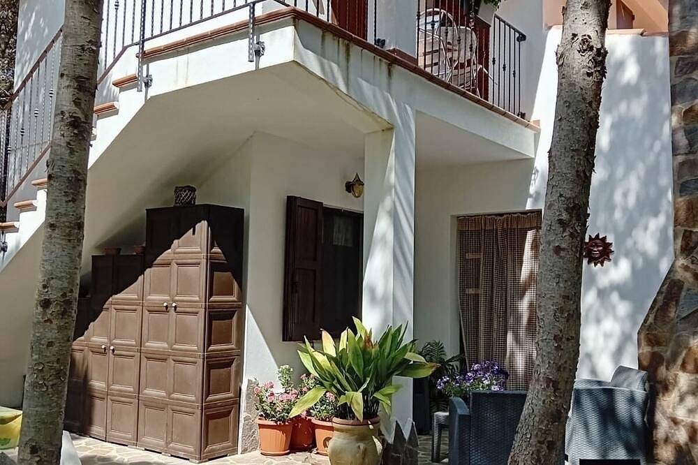 Villa with direct access to the sea - Porto Pino Cin It111070C2000S3244 in Porto Pino Beach, Porto Pino
