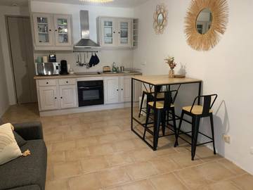 Gîte pour 3 personnes, avec terrasse à Aregno