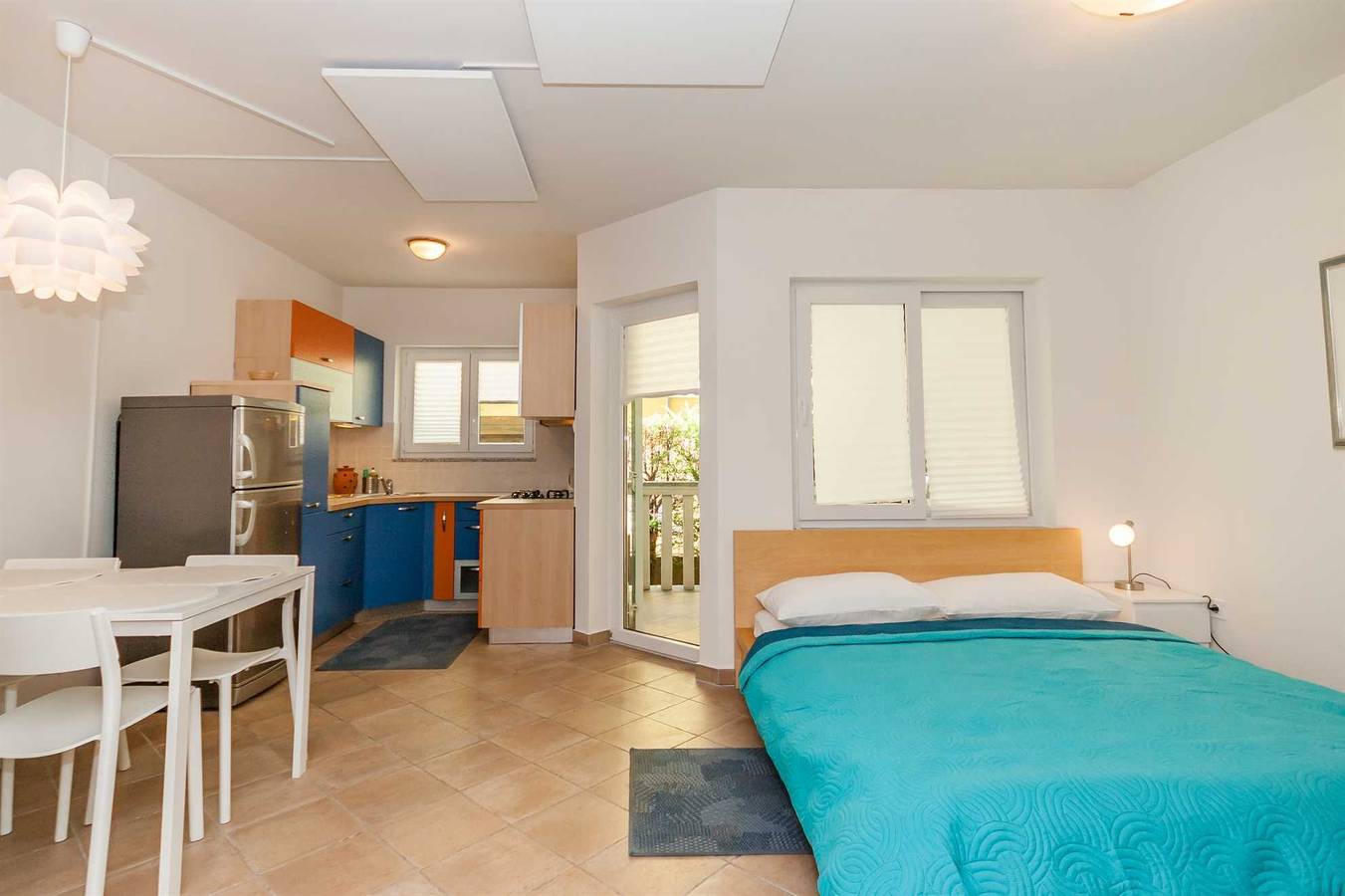 Appartement entier, Appartement Ema en rez-de-chaussée avec terrasse in Baška, Krk