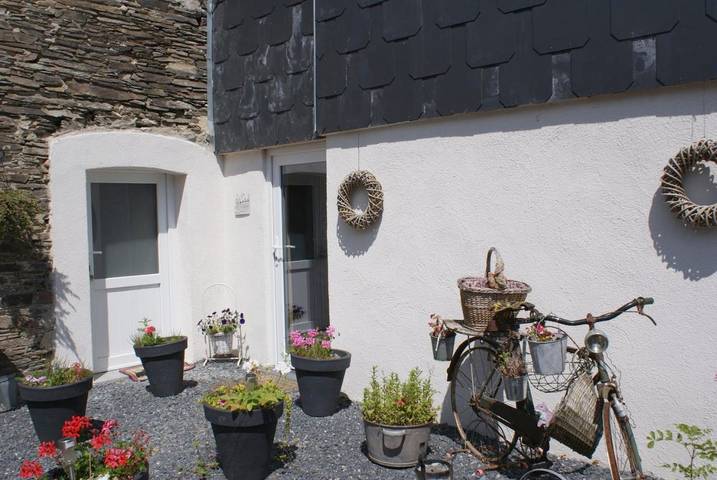 Location de vacances pour 4 personnes, avec jardin et vue à Tenneville - 3