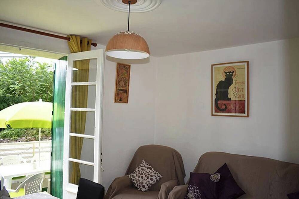 2Bed Cottage Sleeps 4 - Garden, Patio, Pets in Le Bugue, Périgord Noir