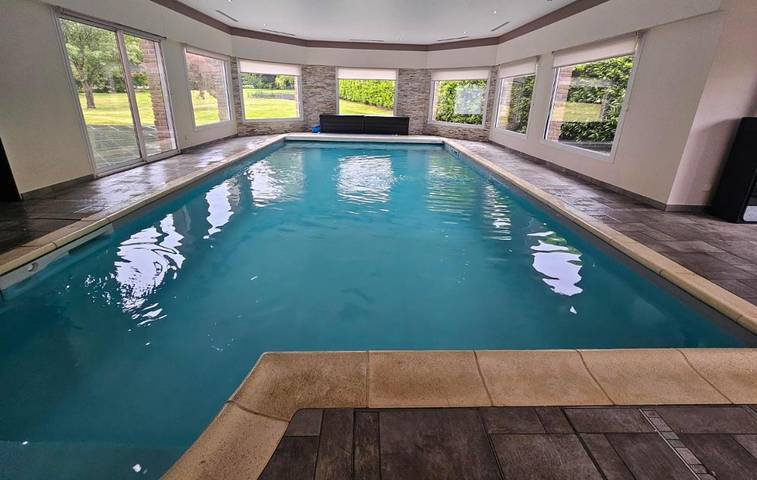 Villa pour 10 personnes, avec Terrasse ainsi que Piscine et Vue