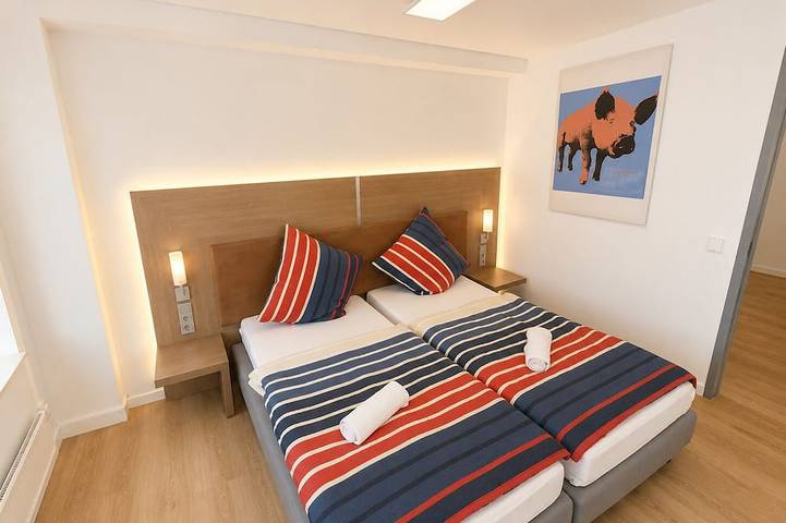 Ganze Wohnung, Nice Flats Premium 4 Zimmer 6 Bett Apartment, 3 Schlafzimmer, Smarttv, Küche in Hamm, Ruhrgebiet