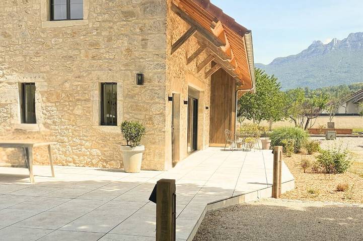 Chambre d’hôte pour 6 personnes, avec Jardin et Piscine