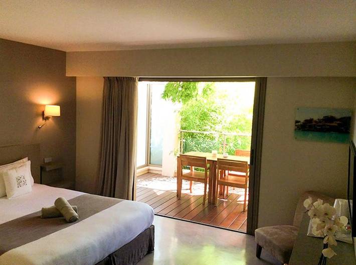 Maison d’hôte pour 3 personnes, avec jardin et sauna ainsi que piscine et jacuzzi à Cannes - 4