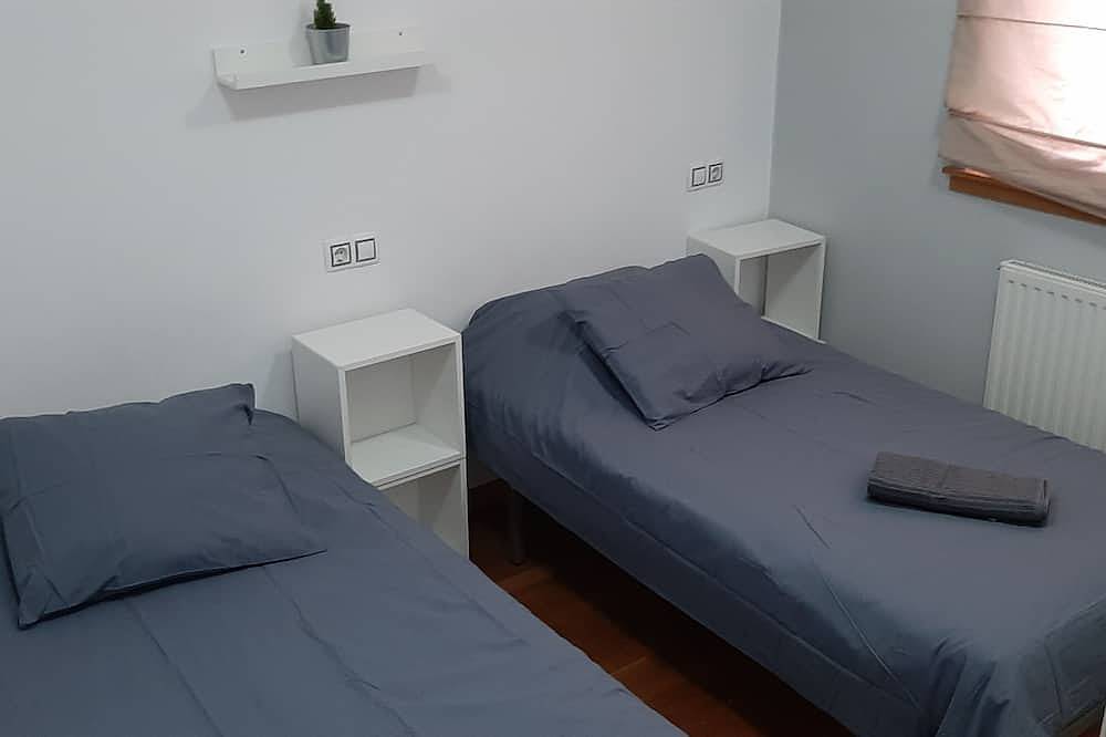 Ganze Wohnung, New apartment in a quiet neighborhood. in La Coruña, Costa de Galicia