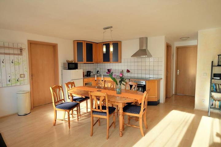 Ferienhaus für 9 Personen, mit Sauna und Ausblick sowie Garten, mit Haustier in Velgast