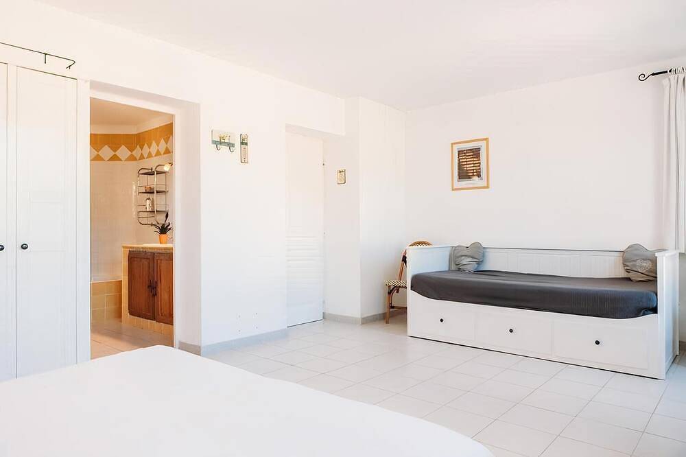 Casa-Manon grande maison de vacances avec piscine in Brue-Auriac, Brignoles region