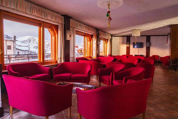 Hôtel pour 4 personnes, avec terrasse ainsi que jacuzzi et piscine à Prato Nevoso - 4