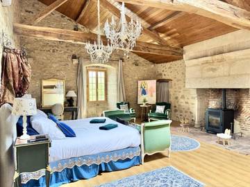 Gîte pour 8 personnes, avec jardin à Les Châtelliers-Châteaumur