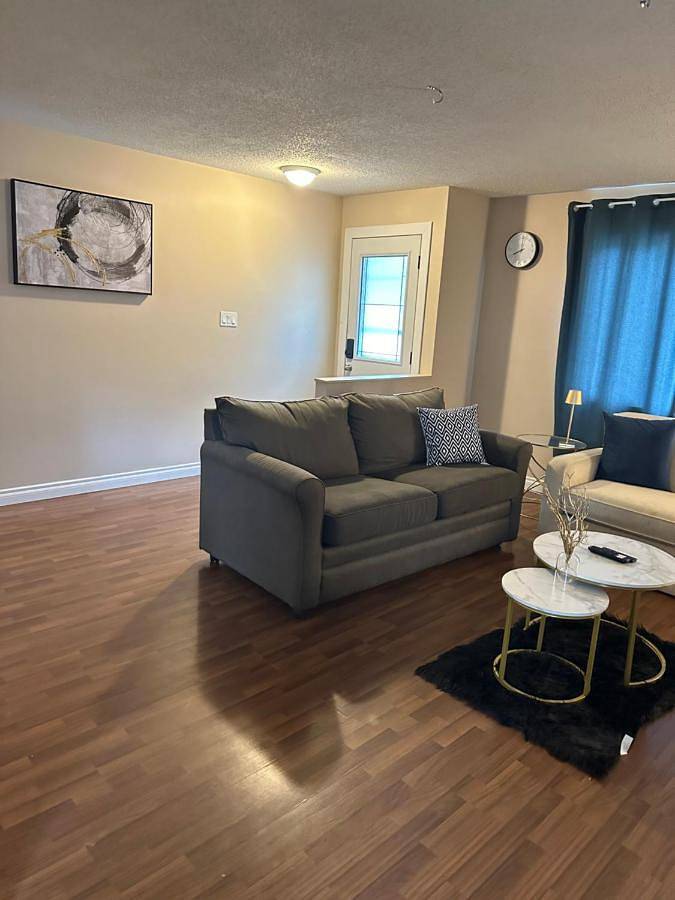 Sten Stay in Edmonton, Alberta