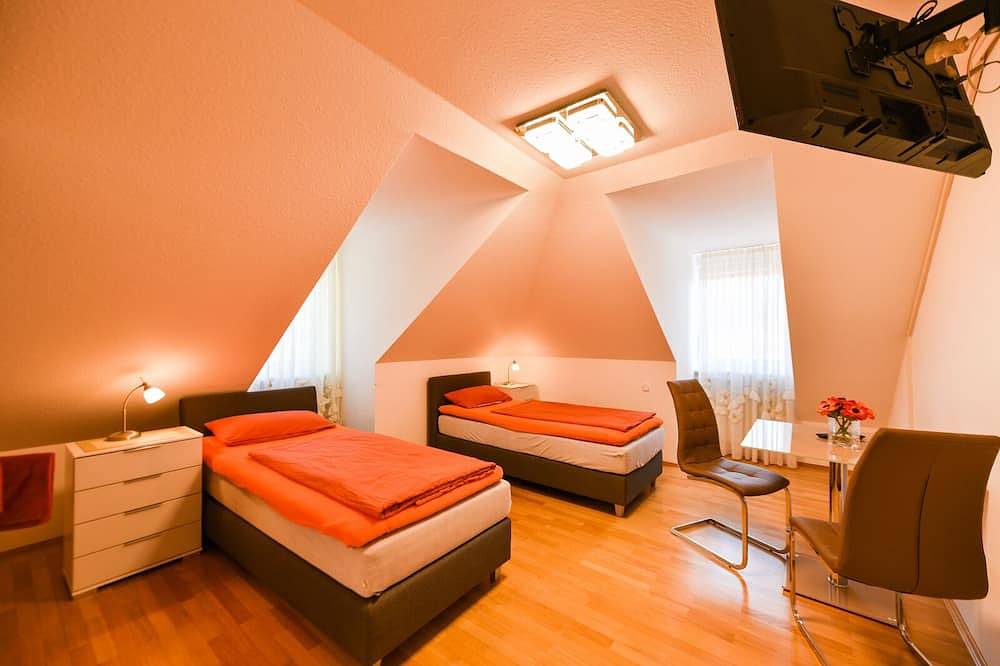 Ganze Wohnung, Modernes wohnen, im Norden Bayreuth`s in Frankenalb