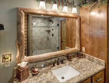 Log Cabin for 6 Guests in Beaver Lake, Carroll County (AR), Picture 3