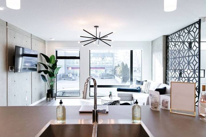 Gîte pour 6 personnes, avec terrasse, animaux acceptés à Kelowna - 4