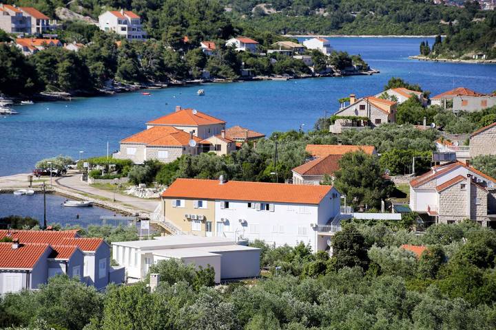 Ganze Wohnung, Studio Appartement mit Terrasse Lumbarda (Korcula) -a in Lumbarda, Korcula