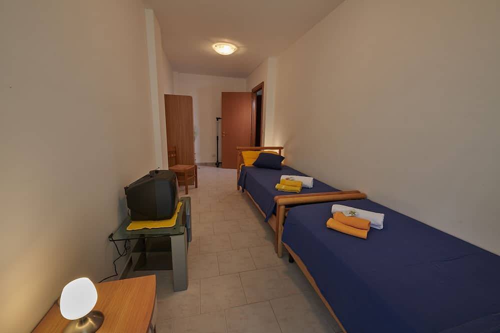 Ganze Wohnung, Casa Maja Ferienwohnung P in Badolato, Catanzaro Provinz