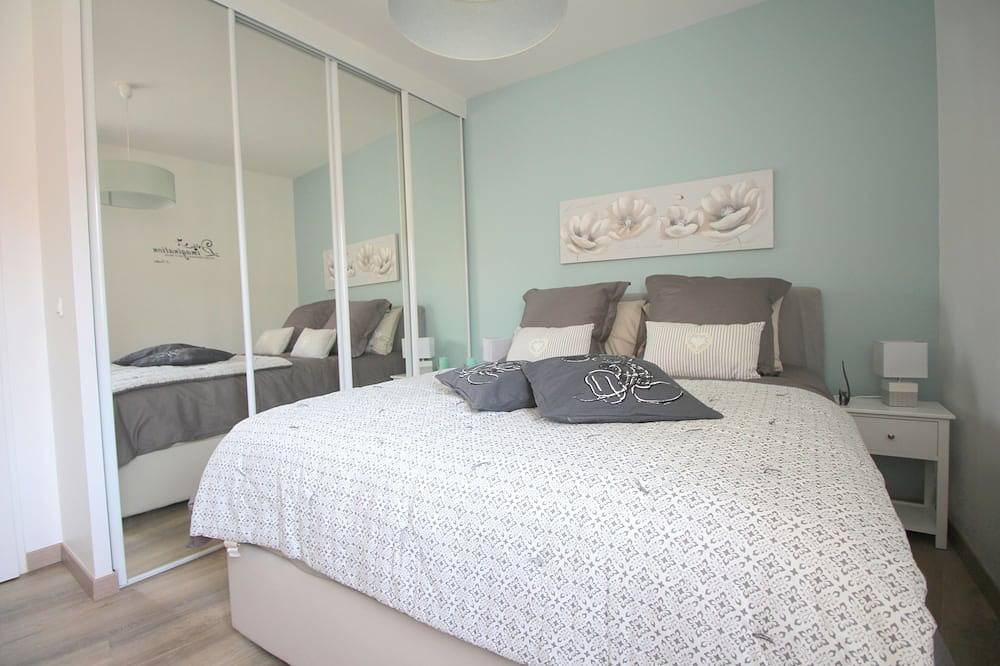 Appartement entier, Toscane3 ~ Appartement 2 chambres Place Toscane, Val d'Europe, 10min Disneyland in Serris, Seine-et-Marne