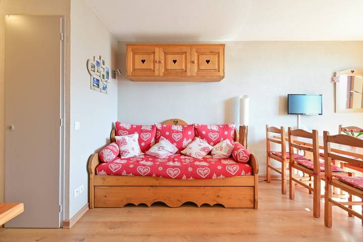 Gîte pour 6 personnes, avec balcon à Montgellafrey - 4