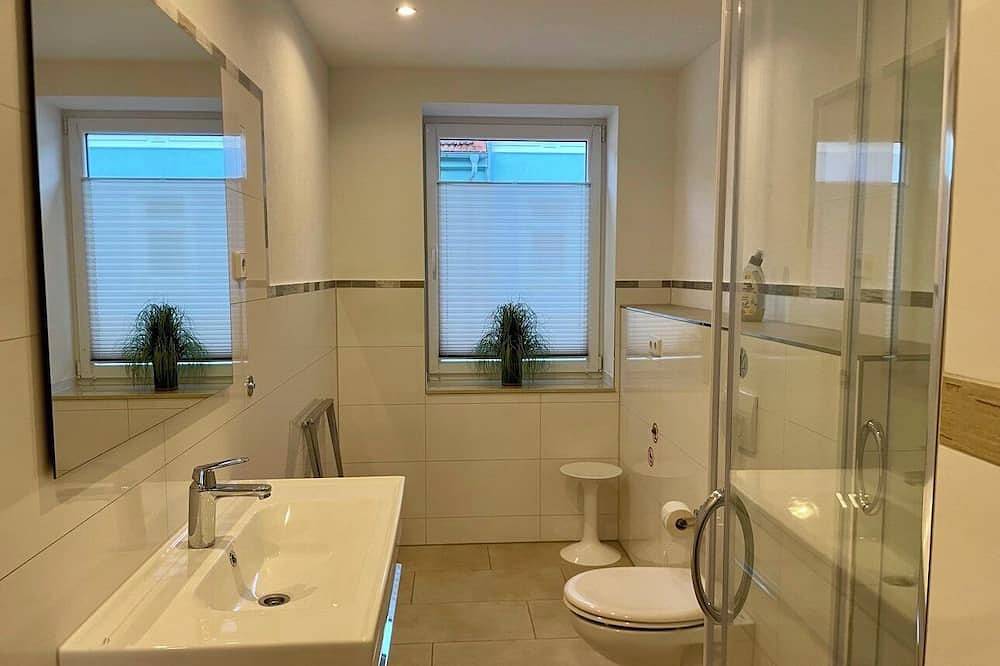 Ganze Wohnung, Raumwunder mit Balkon in Frankenberg, Chemnitz und Umgebung