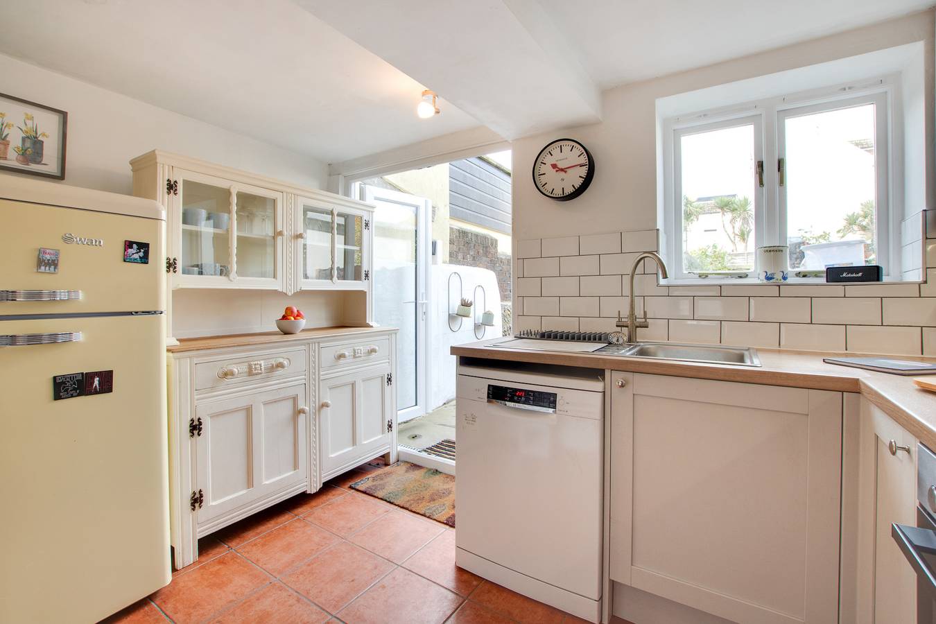 Pebble Beach Cottage in Brighton, Sussex